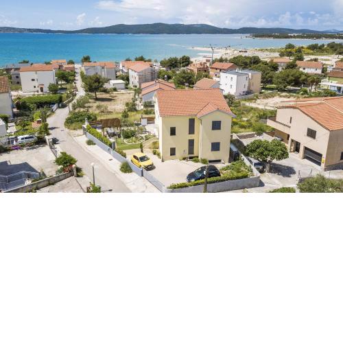 Family friendly apartments with a swimming pool Brodarica, Sibenik - 20248