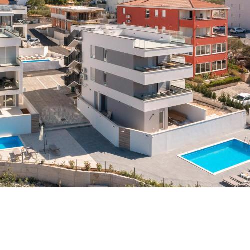 Family friendly apartments with a swimming pool Okrug Gornji, Ciovo - 19704