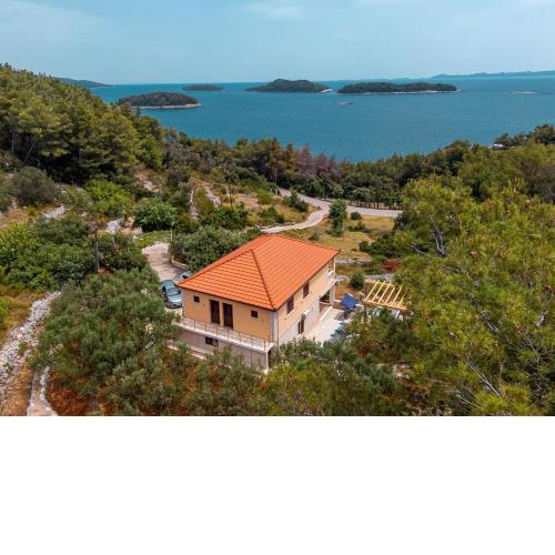 Family friendly house with a parking space Prizba, Korcula - 15468