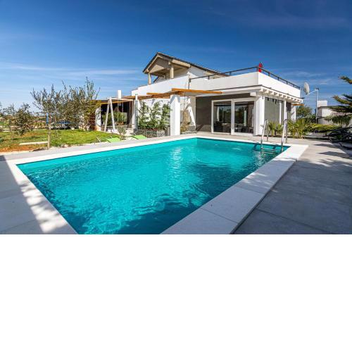 Family friendly house with a swimming pool Pomer, Medulin - 19050