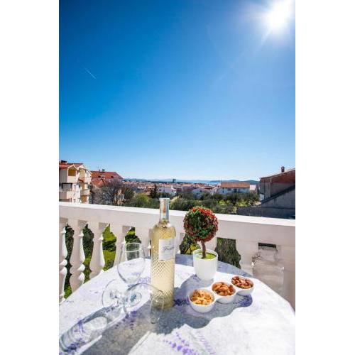 Family holiday apartments Lucia