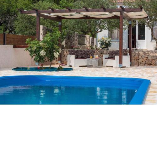 Ferienhaus mit Privatpool für 6 Personen ca 100 m in Sibenik, Dalmatien Norddalmatien