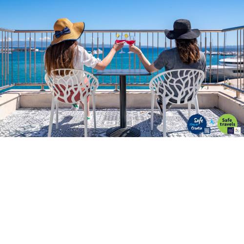 Galeria Valeria Seaside Downtown - MAG Quaint & Elegant Boutique Hotels