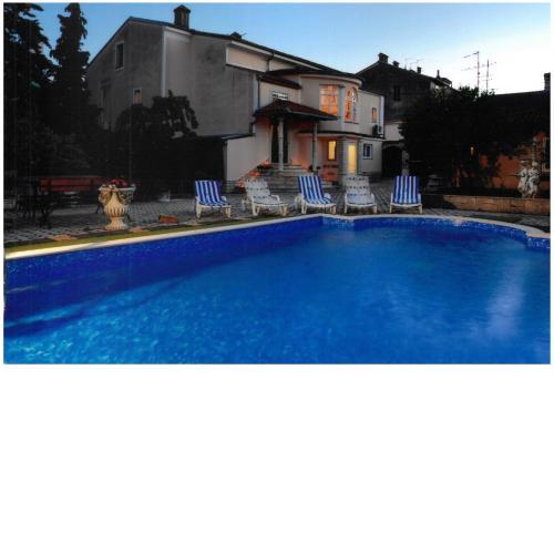 Giovanna Boutique Rooms & Pool