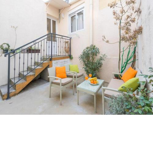 Green Magic Apartment