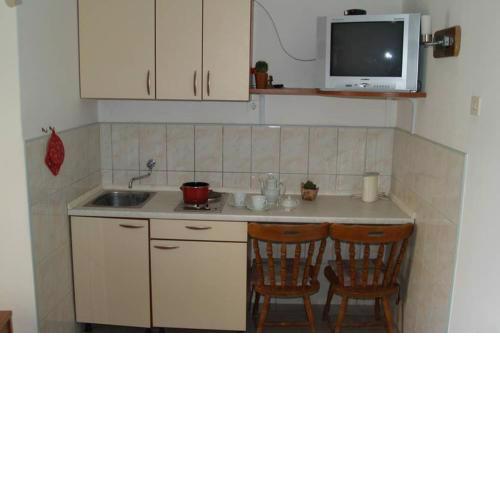 Green oasis for Two, 30 meters from sea (Diklo-Zadar)