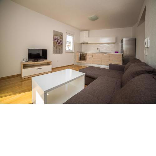 Green Olive Apartments