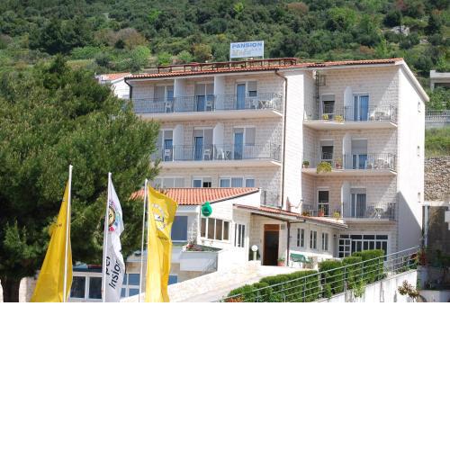 Guesthouse Komfor Moča