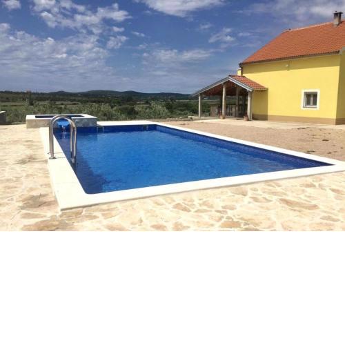 Holiday home Agro Casa with private swimming pool