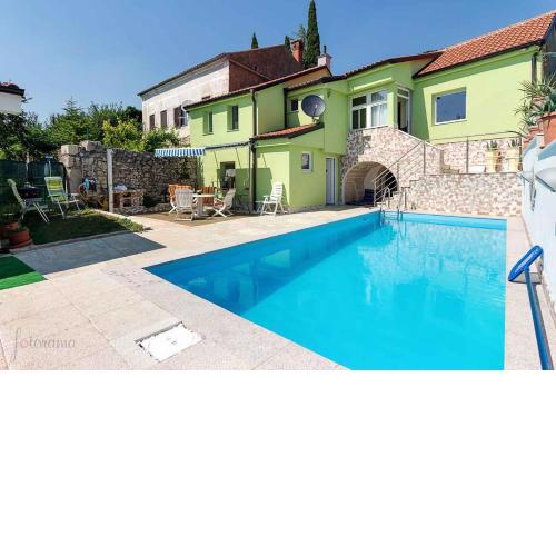 Holiday home in Bribir 34023