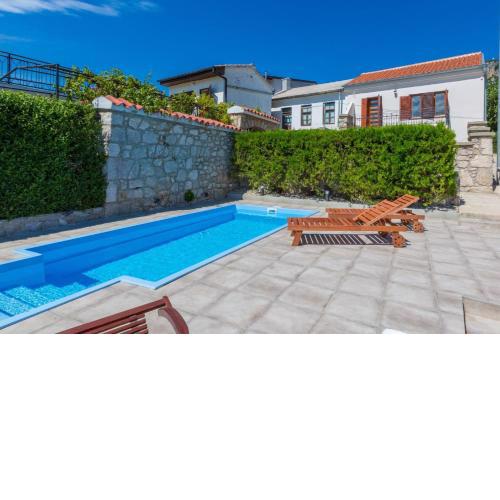 Holiday home in Grizane 39039
