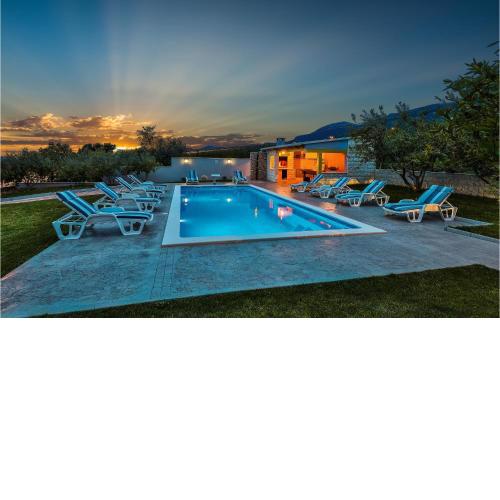 Holiday Home in Kastel Kambelovac