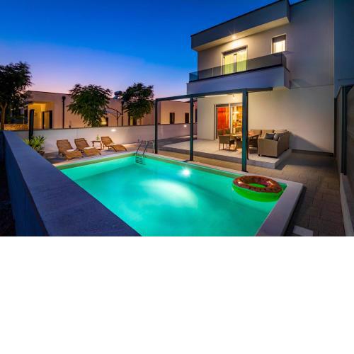 HOLIDAY HOME KONKRETA