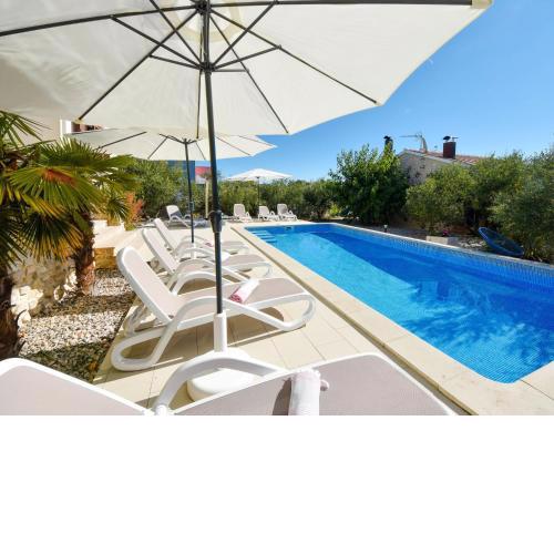 Holiday Home Malu Sun II