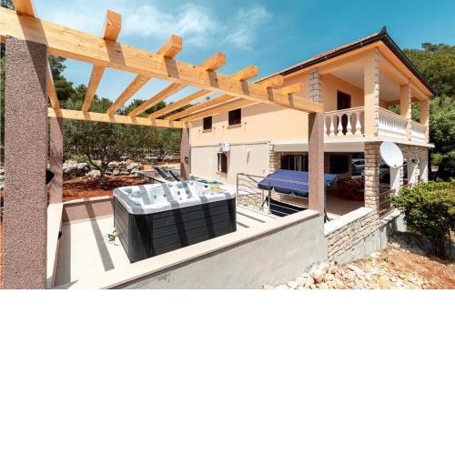 Holiday home Prizba 43