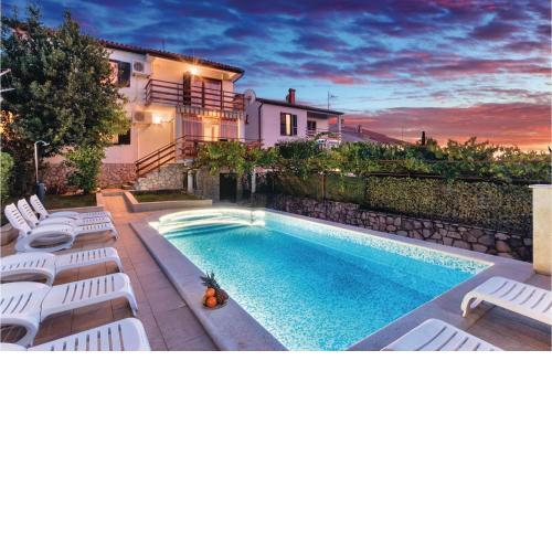 Holiday home Pula Dvorine