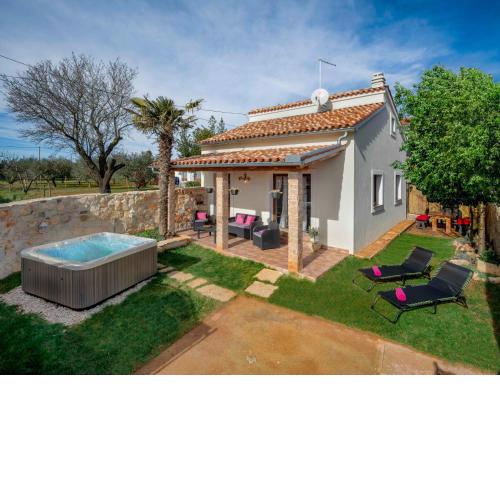 Holiday Home Villa Aurora