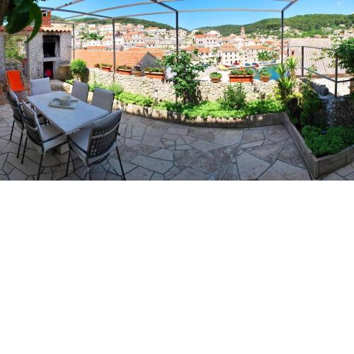 Holiday home Žarko - 50m to the sea