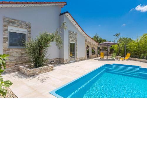 Holiday house DENIS