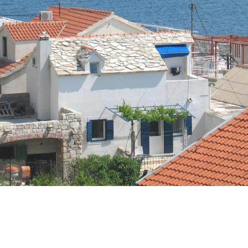 Holiday house in Pisak with terrace, air conditioning, WiFi, washing machine 95-1