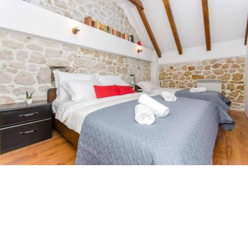 HOLIDAY HOUSE LUCIJA WITH FULL PRIVACY