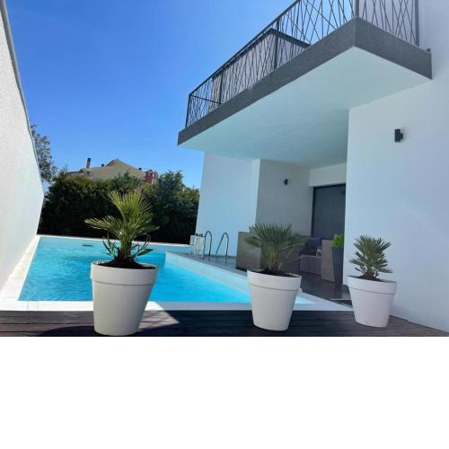 Holiday House SEAMARE II
