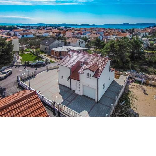 Holiday house with a parking space Vodice - 12654