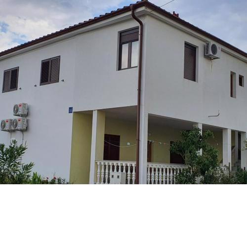 Holidey home Jukic k