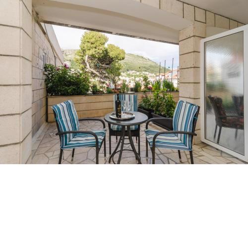 House Apartments Ariva