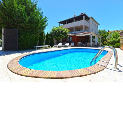 House Desanka 2102