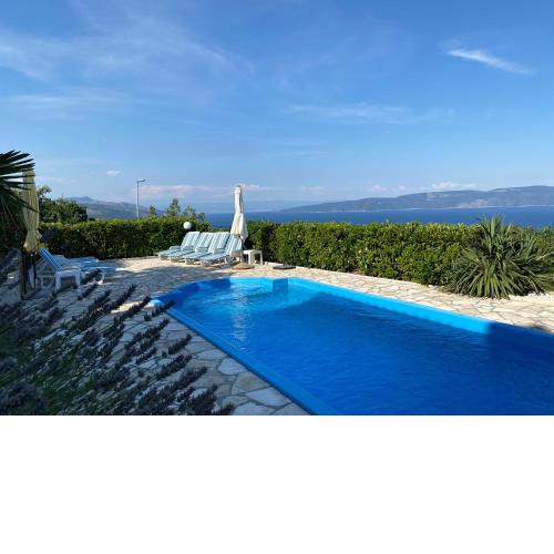 House Olive Bay View