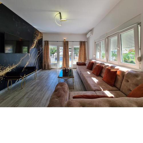 House Plavi 2130