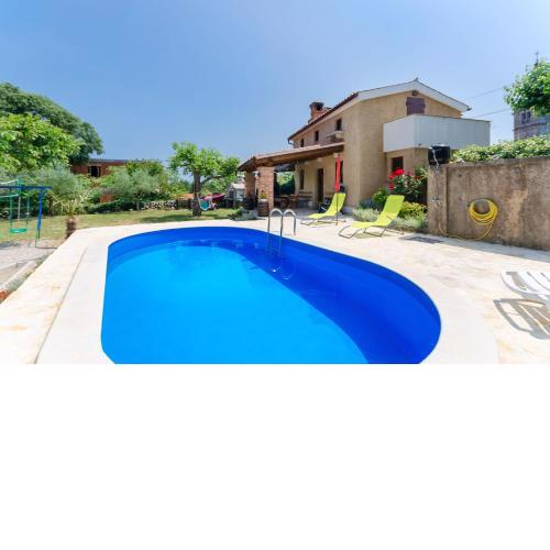 House Poljica with a pool