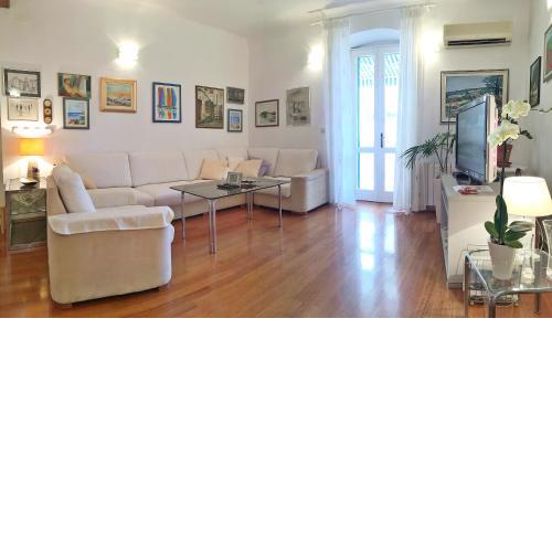 Klarina Apartments