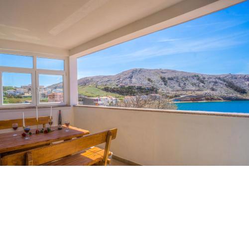 Krste with seaview