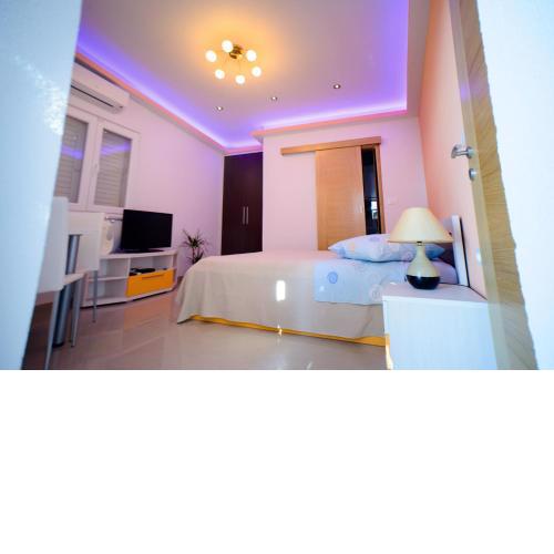 Lara Apartments