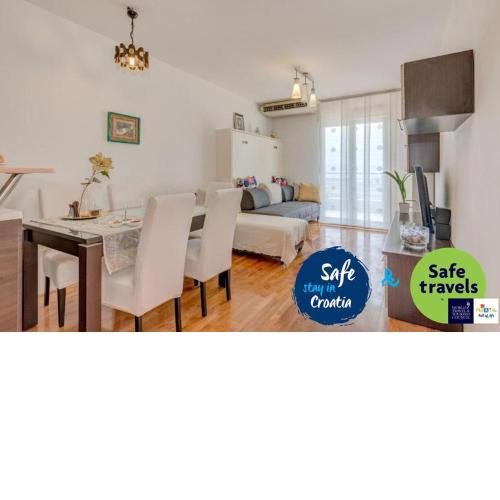 LCT Seaside Apartment