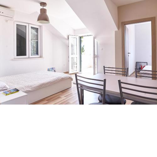 Love Dubrovnik Hostel
