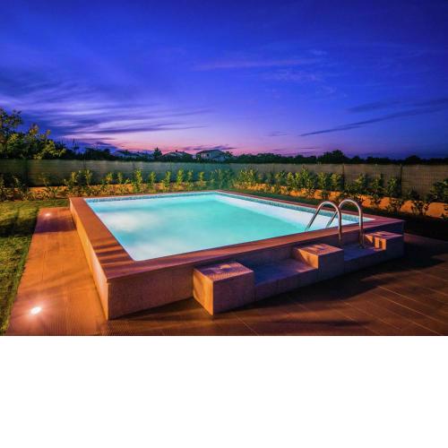 Lovely holiday home in Fazana with swimming pool