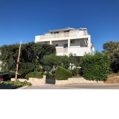 Lucija Apartmani