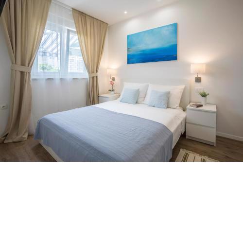 LuSea Apartments