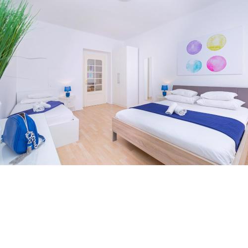 Lux Split Centre Apartments