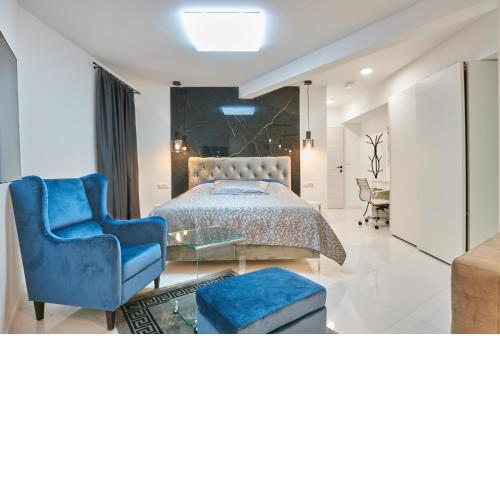 Luxe Crystal Beach Rooms