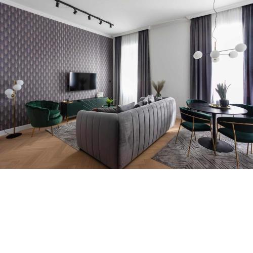 Luxury Apartment Candy Cavalier