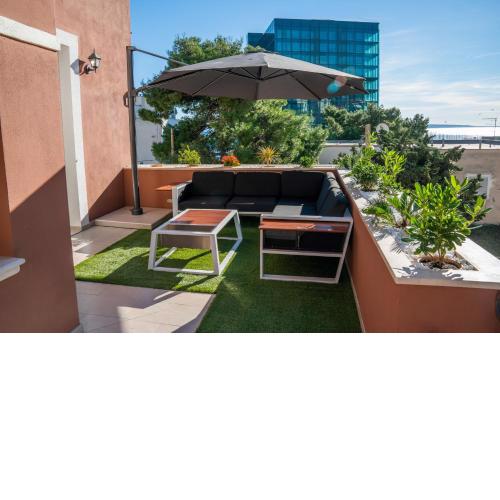 Luxury Apartment Equanimity