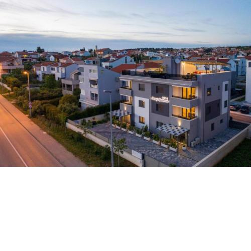Luxury Majpruz Suites I