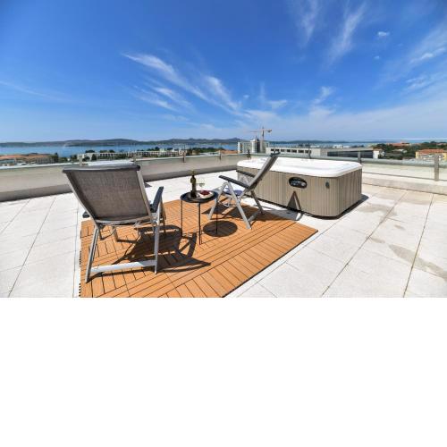 Luxury Rooftop Apartment