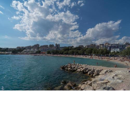 Luxury Rooms Near the Beach