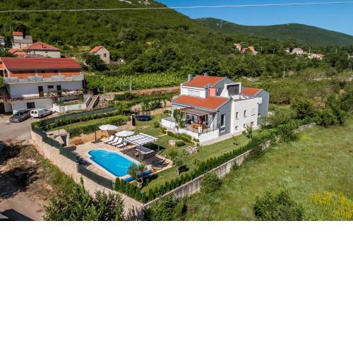 Luxury Villa Nadalina-Dicmo
