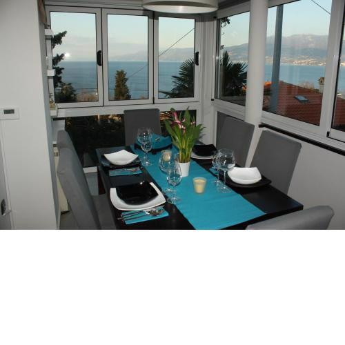 Magnolia - Sea view with garden - pet friendly